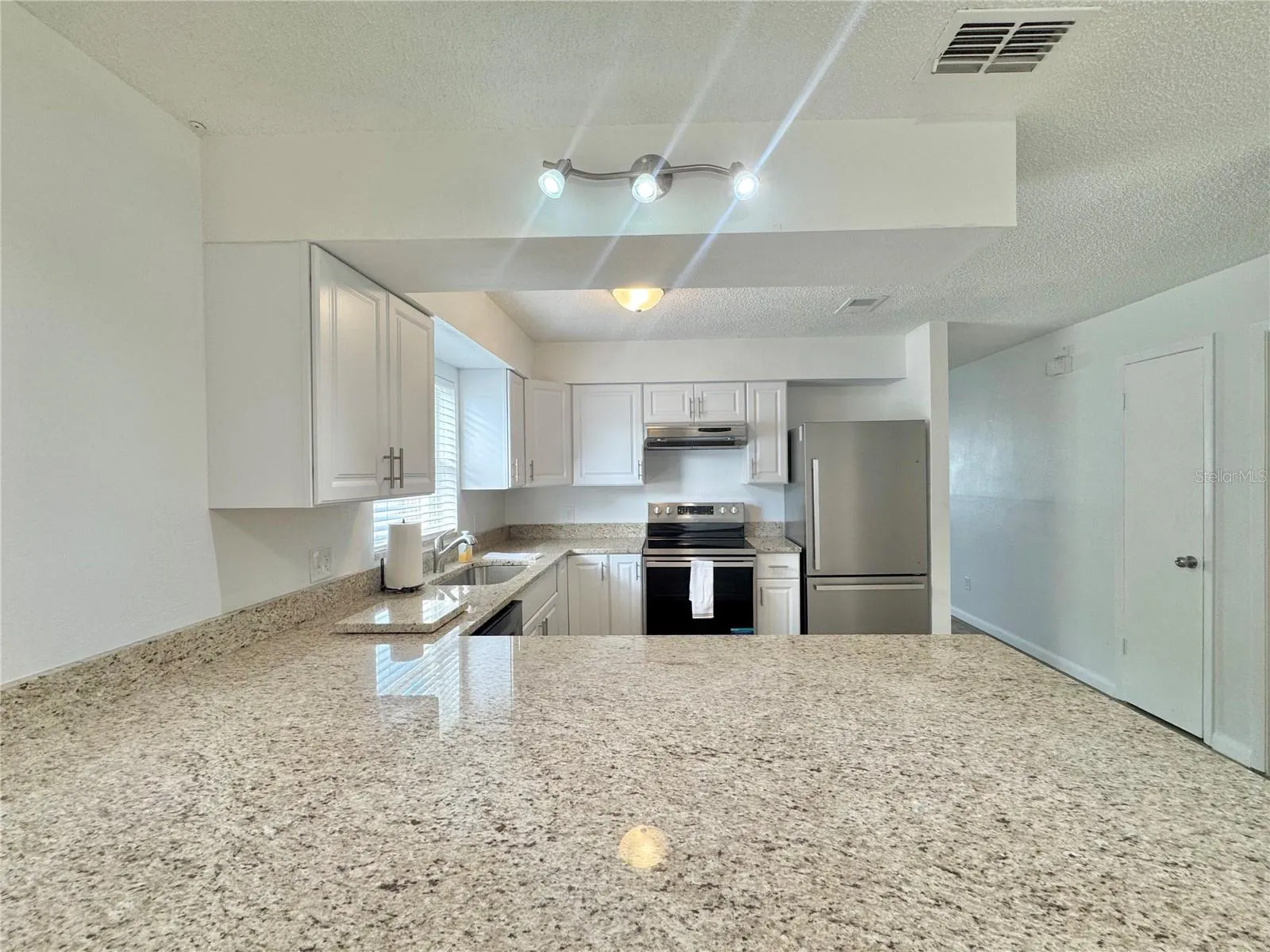 3316 TIMBERLINE RD
