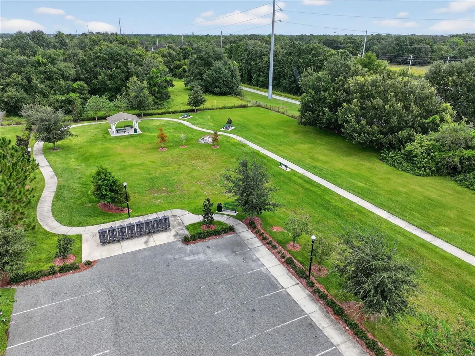 1026 MONTGOMERY LN