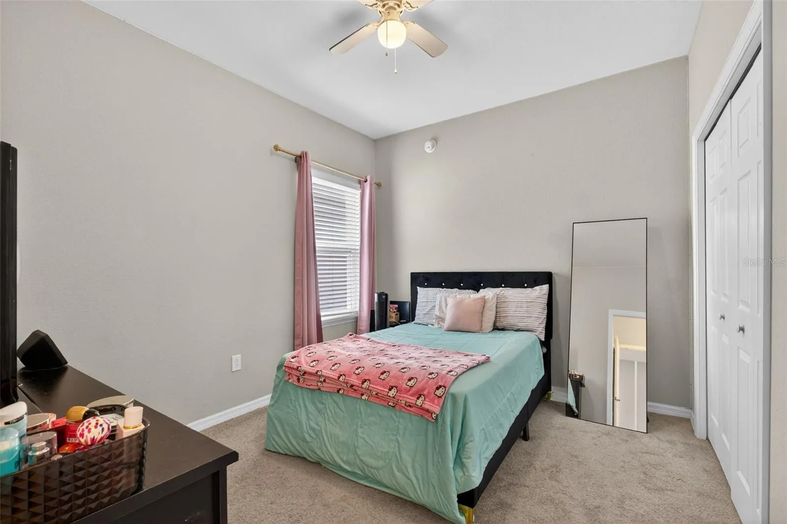 1026 MONTGOMERY LN