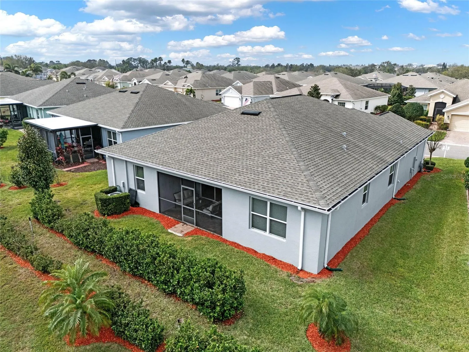 3711 PLYMOUTH DR