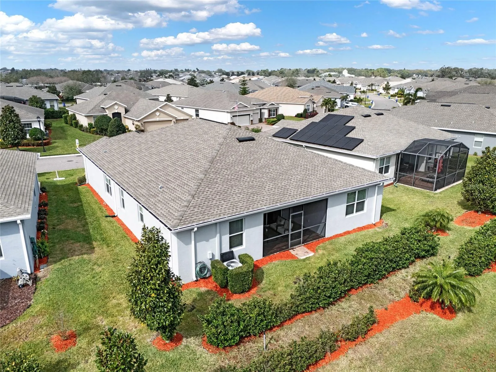 3711 PLYMOUTH DR