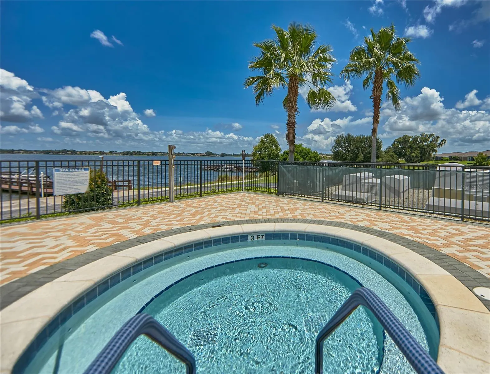 3711 PLYMOUTH DR