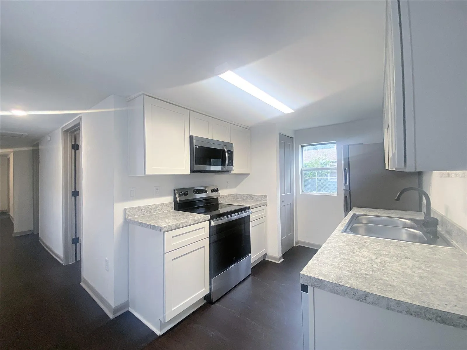 622 BOOKER AVE #A, #A