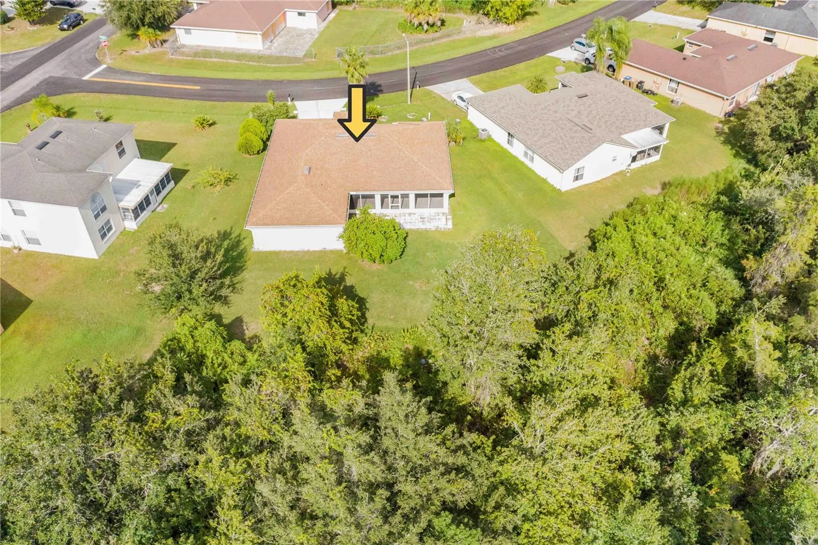 116 CRESCENT CT