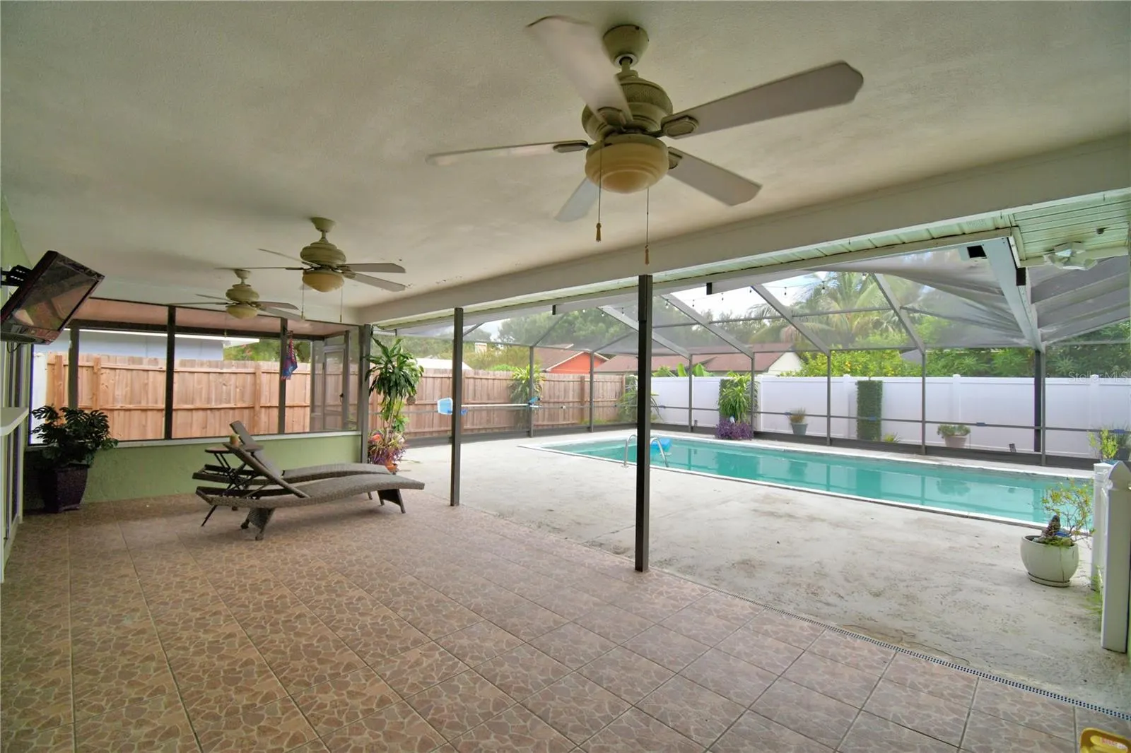 113 KEITH CT