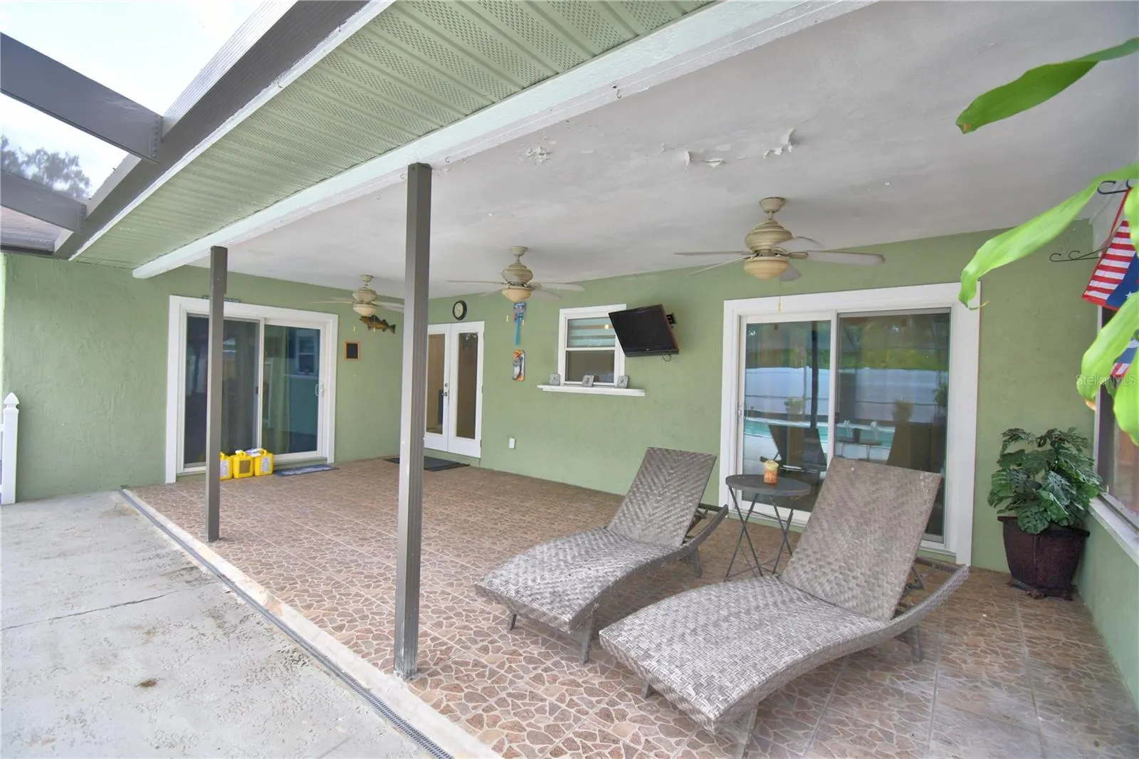 113 KEITH CT