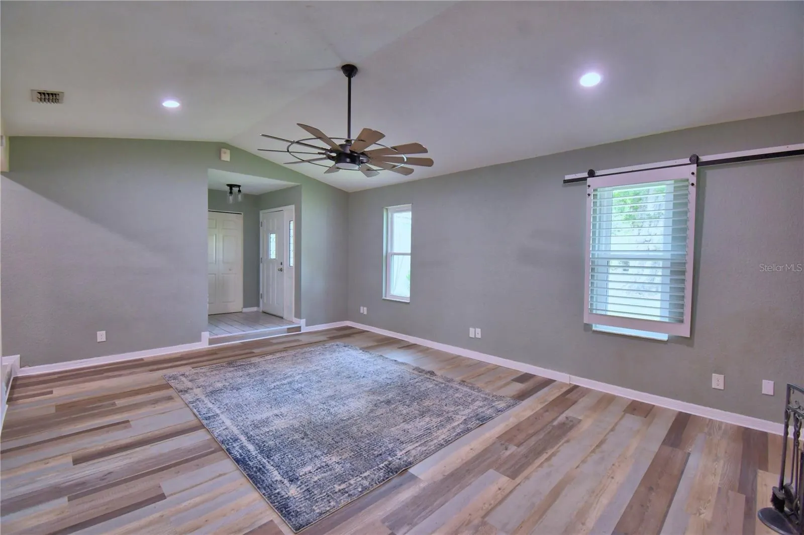 113 KEITH CT