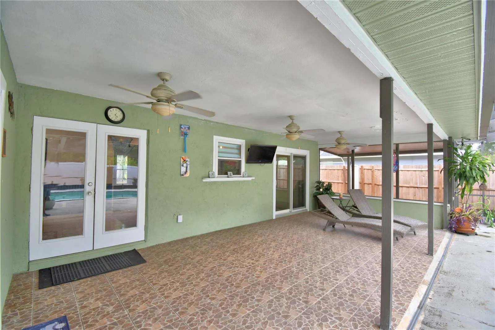 113 KEITH CT