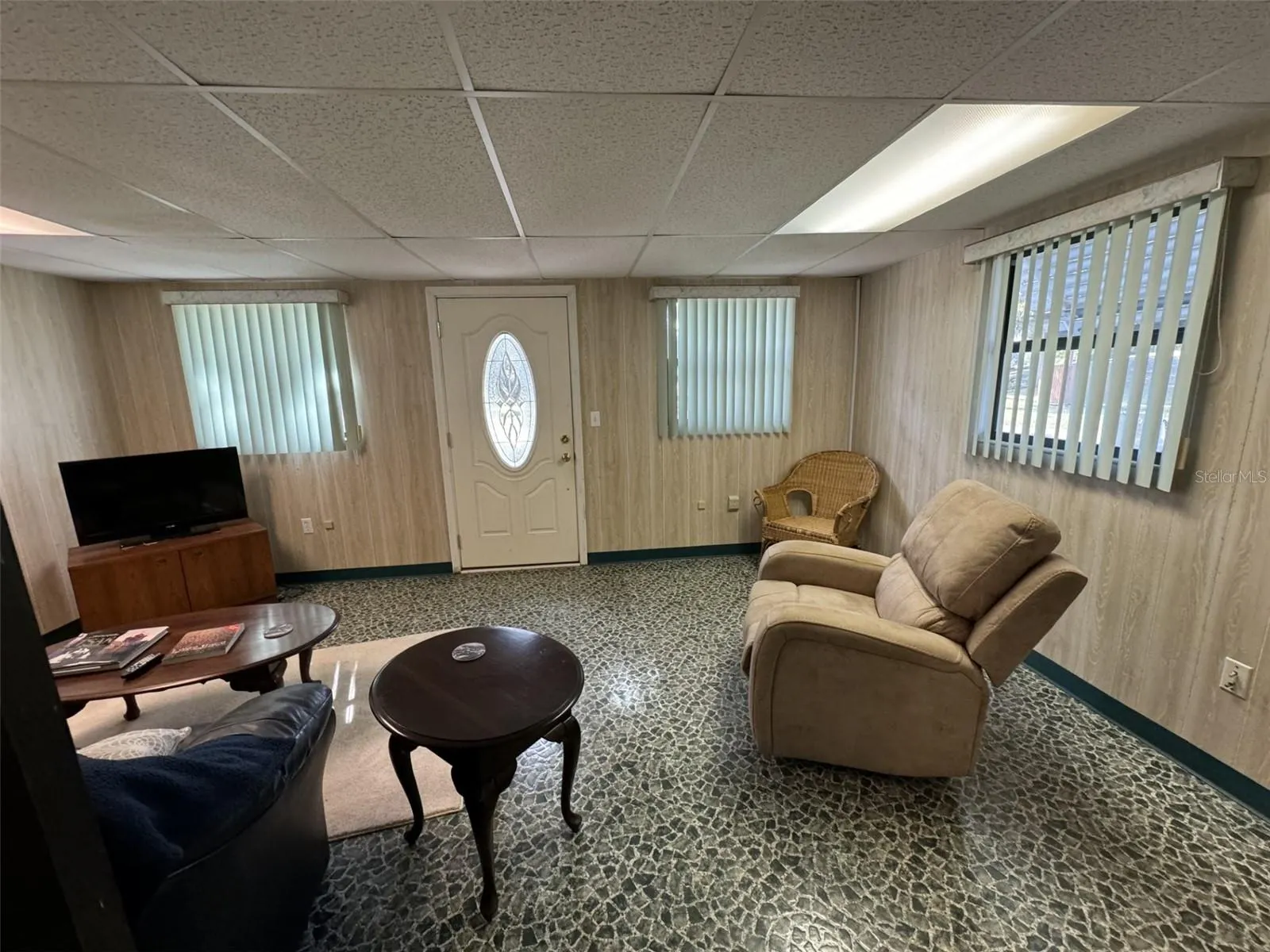 9000 LAKE POINT BLVD