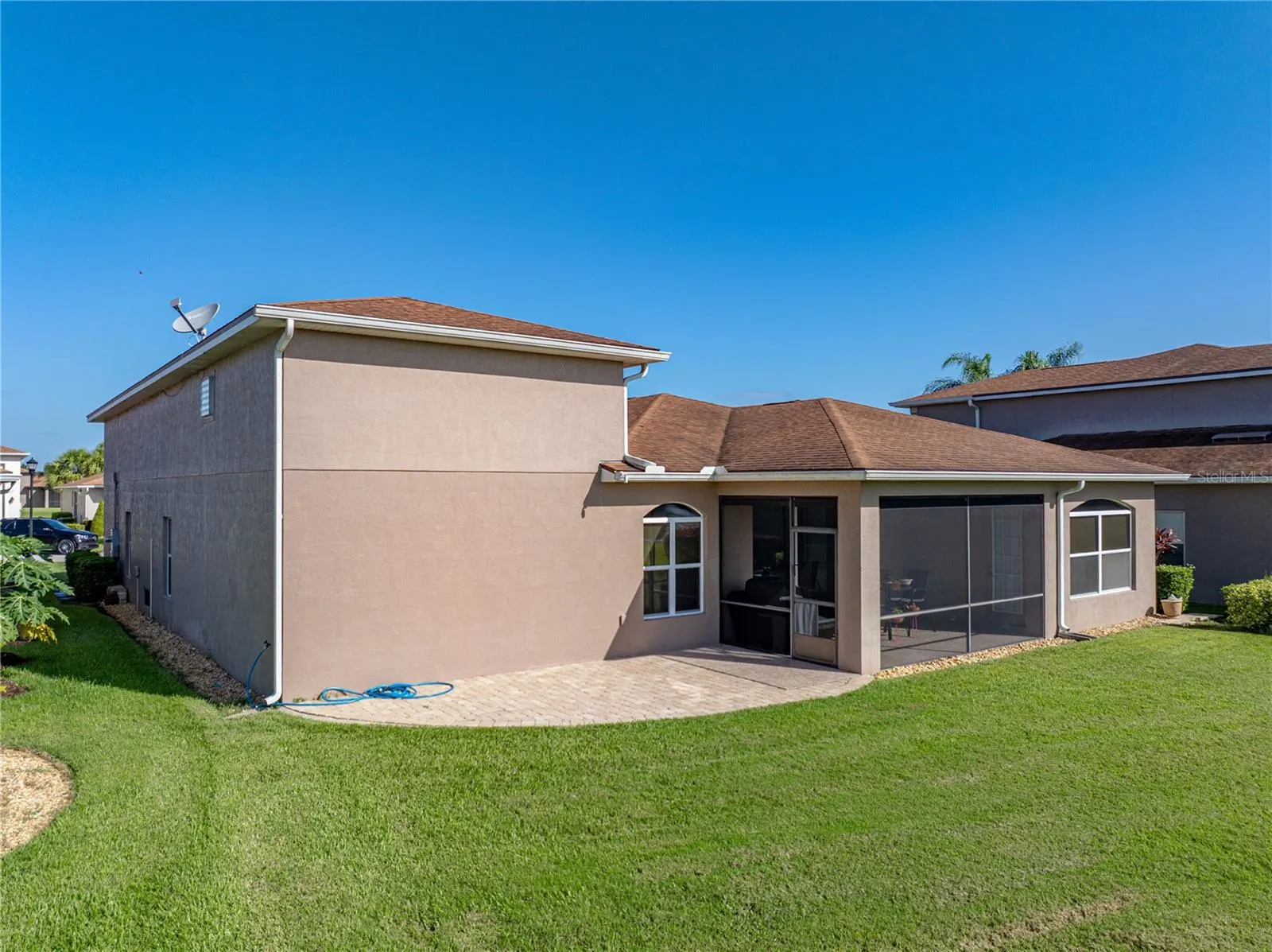 3834 LITCHFIELD LOOP