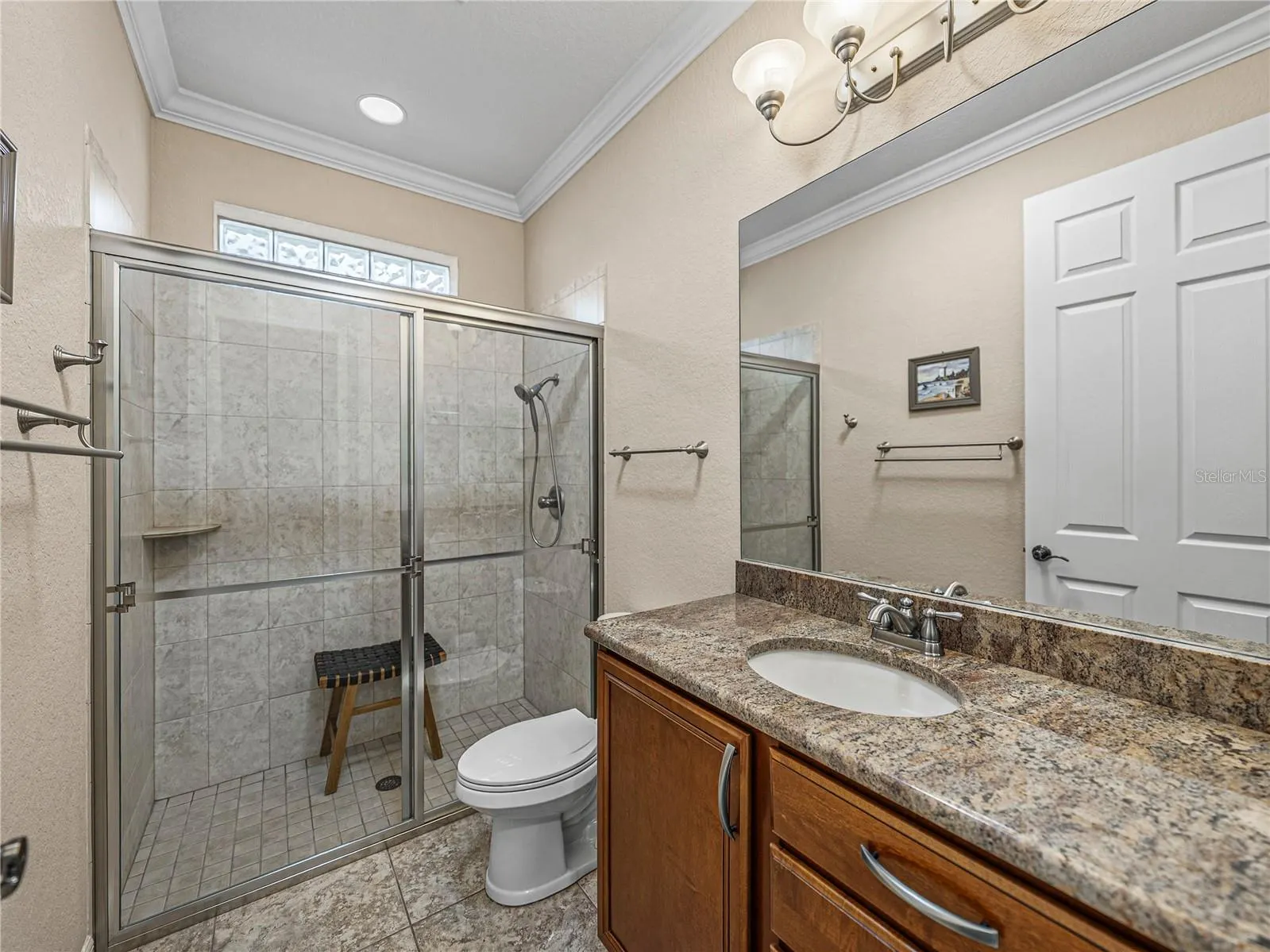 3834 LITCHFIELD LOOP