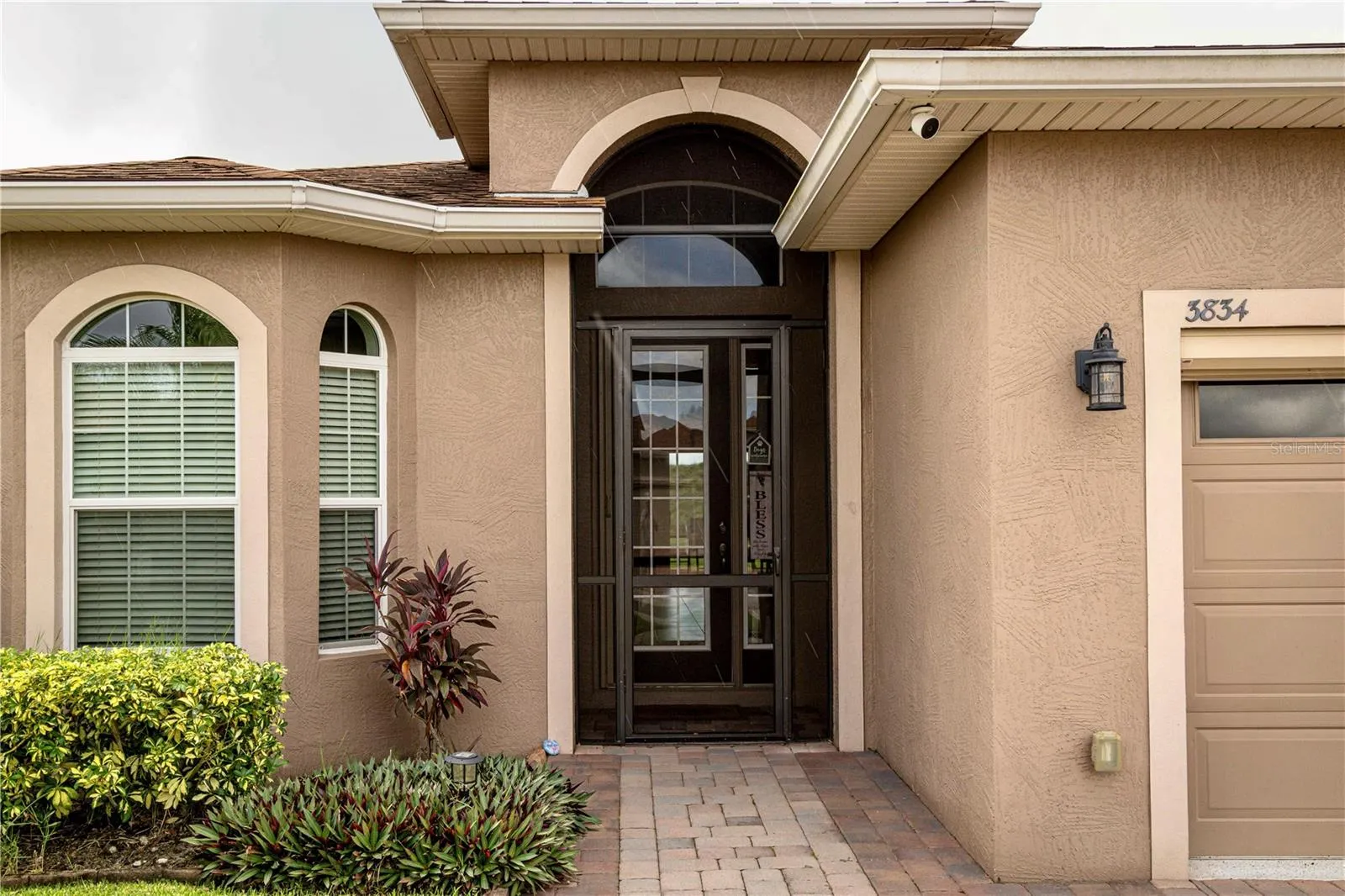 3834 LITCHFIELD LOOP