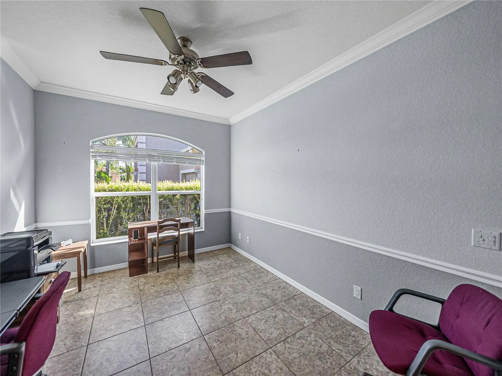 3834 LITCHFIELD LOOP