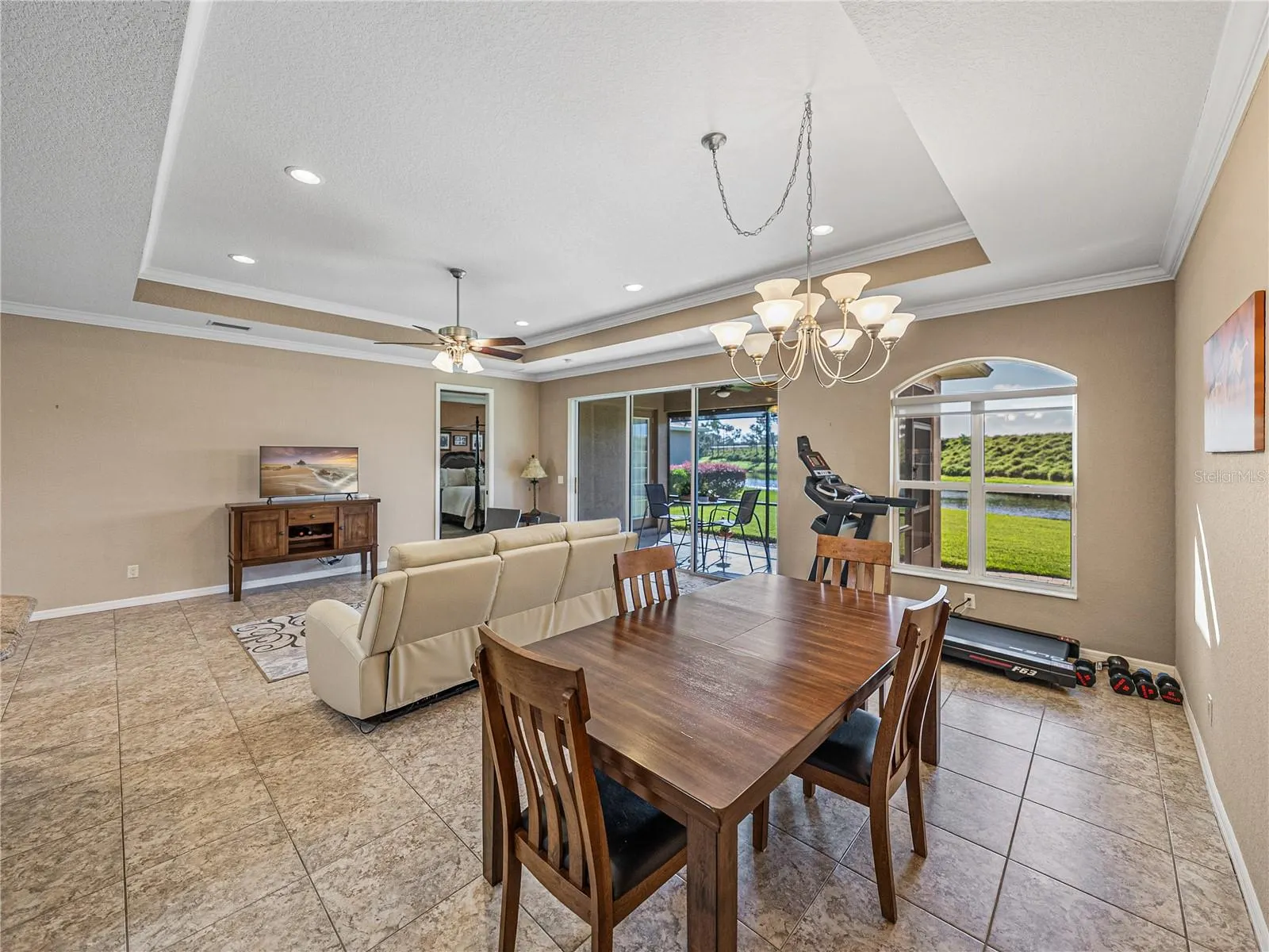 3834 LITCHFIELD LOOP