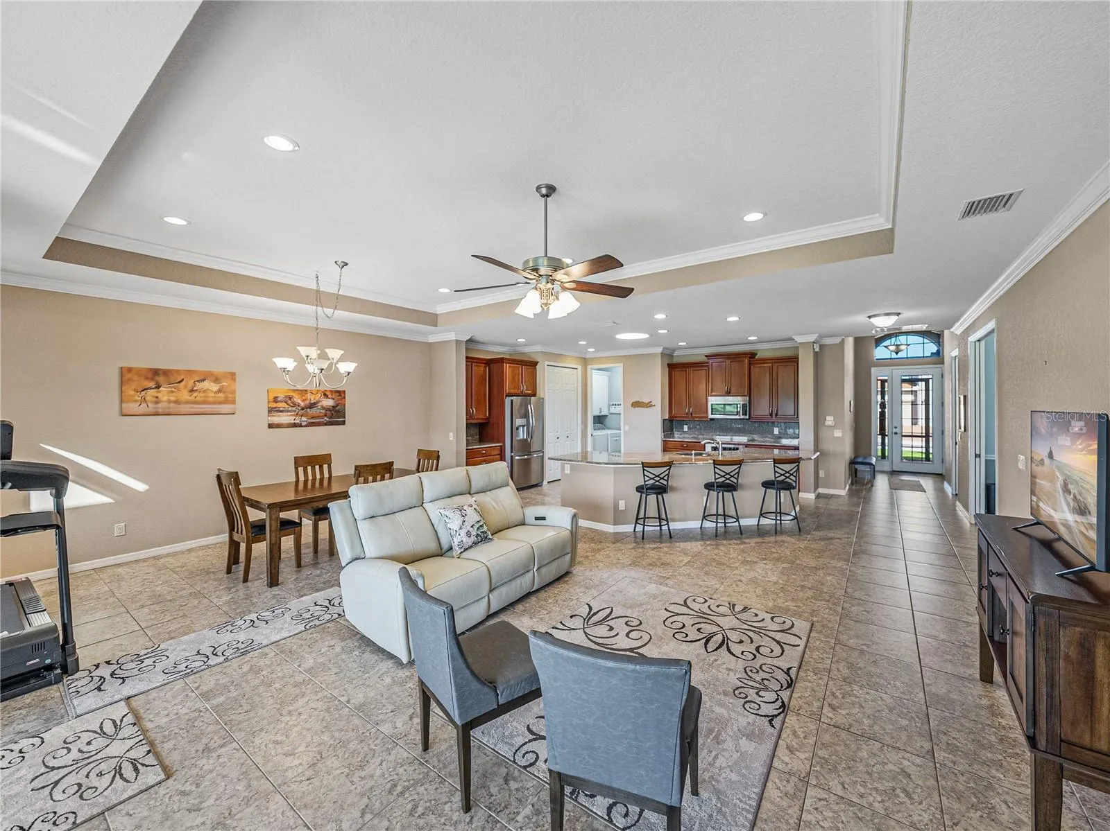 3834 LITCHFIELD LOOP