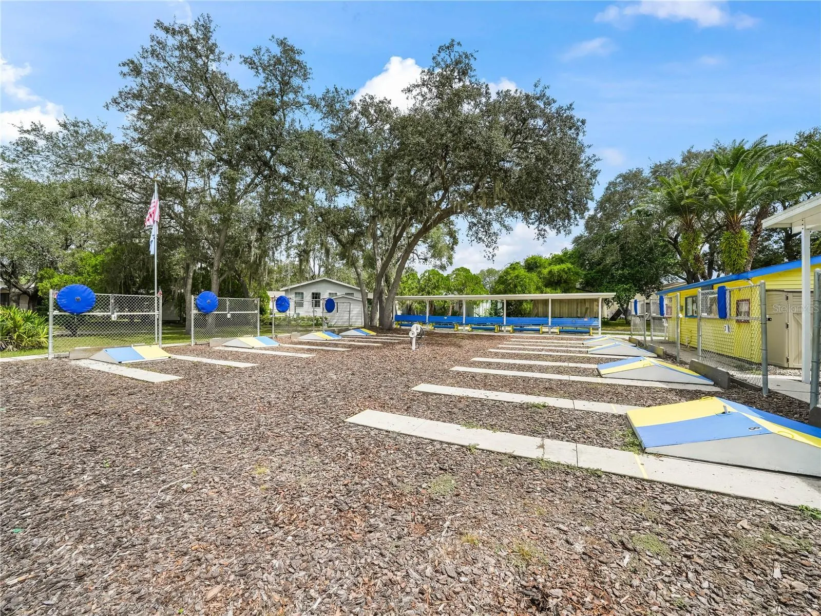 37 SILVER DOCTOR LN