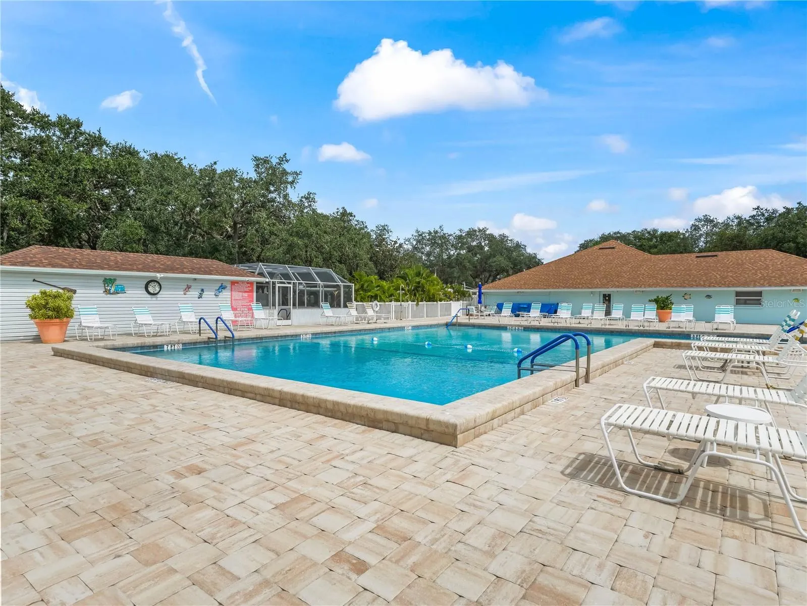 37 SILVER DOCTOR LN