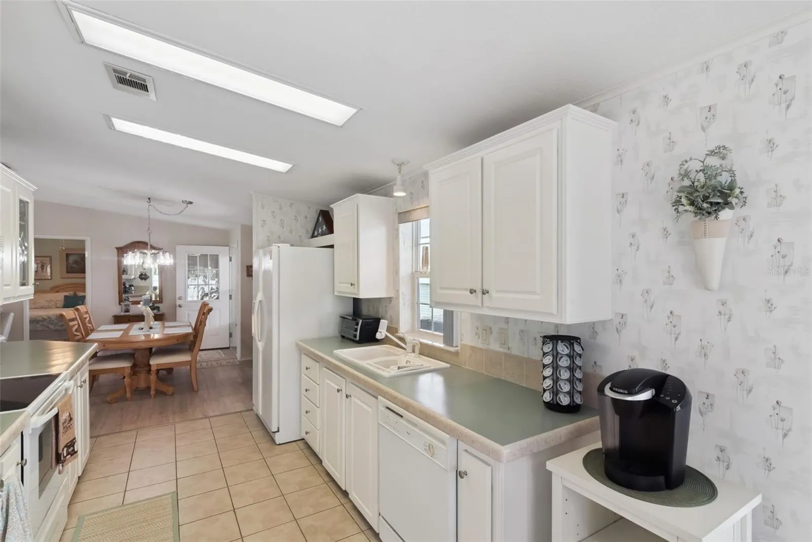 5035 NORTHSHORE DR