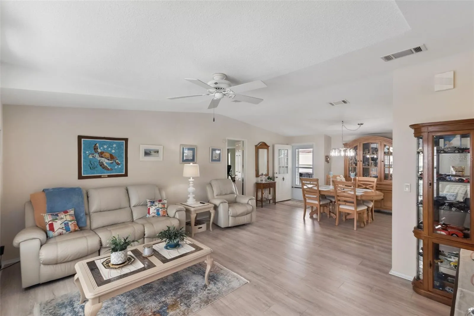 5035 NORTHSHORE DR