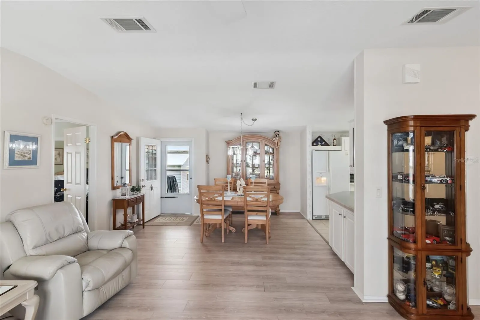 5035 NORTHSHORE DR