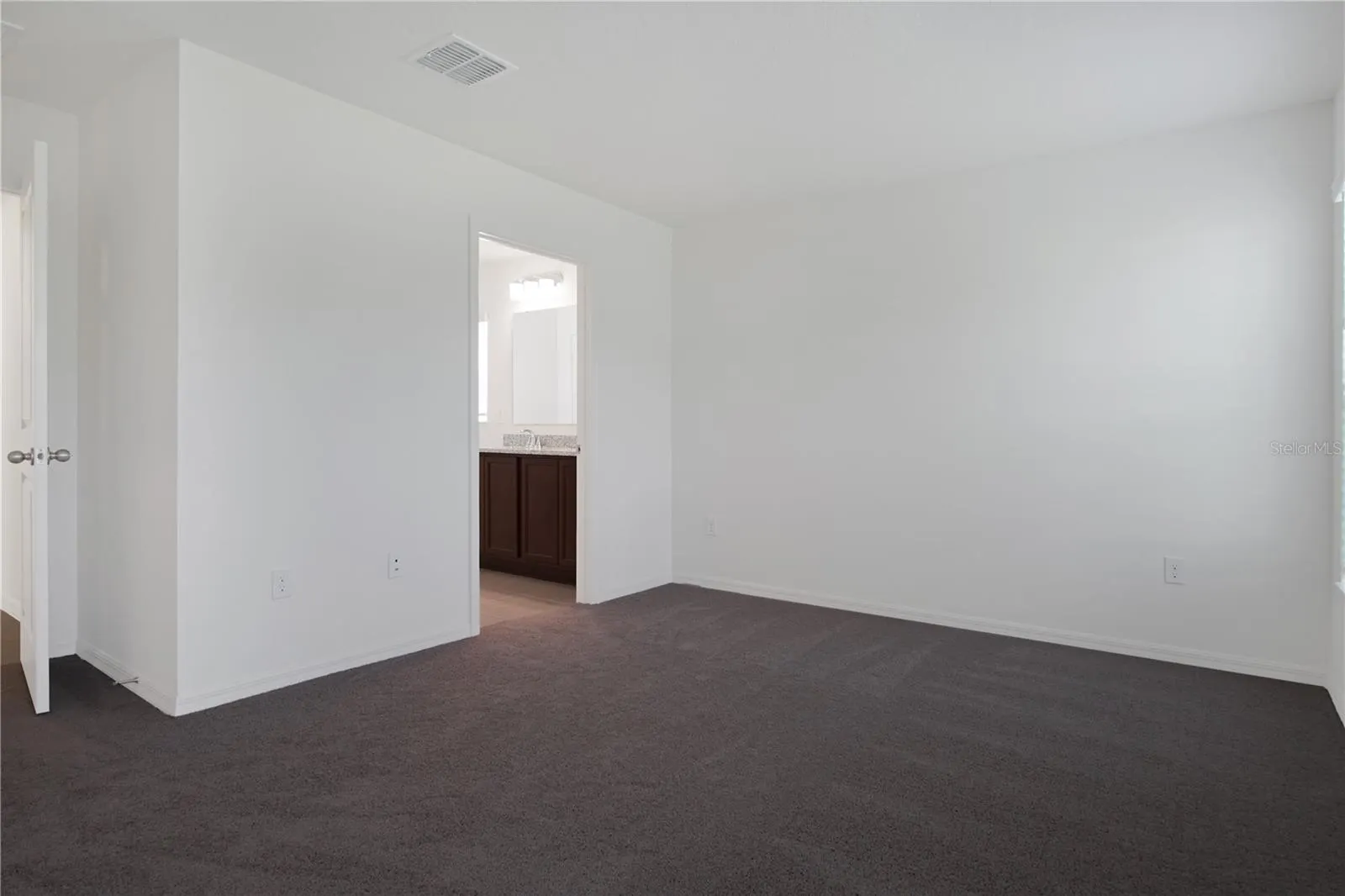 3139 CEDAR CROSSING BLVD