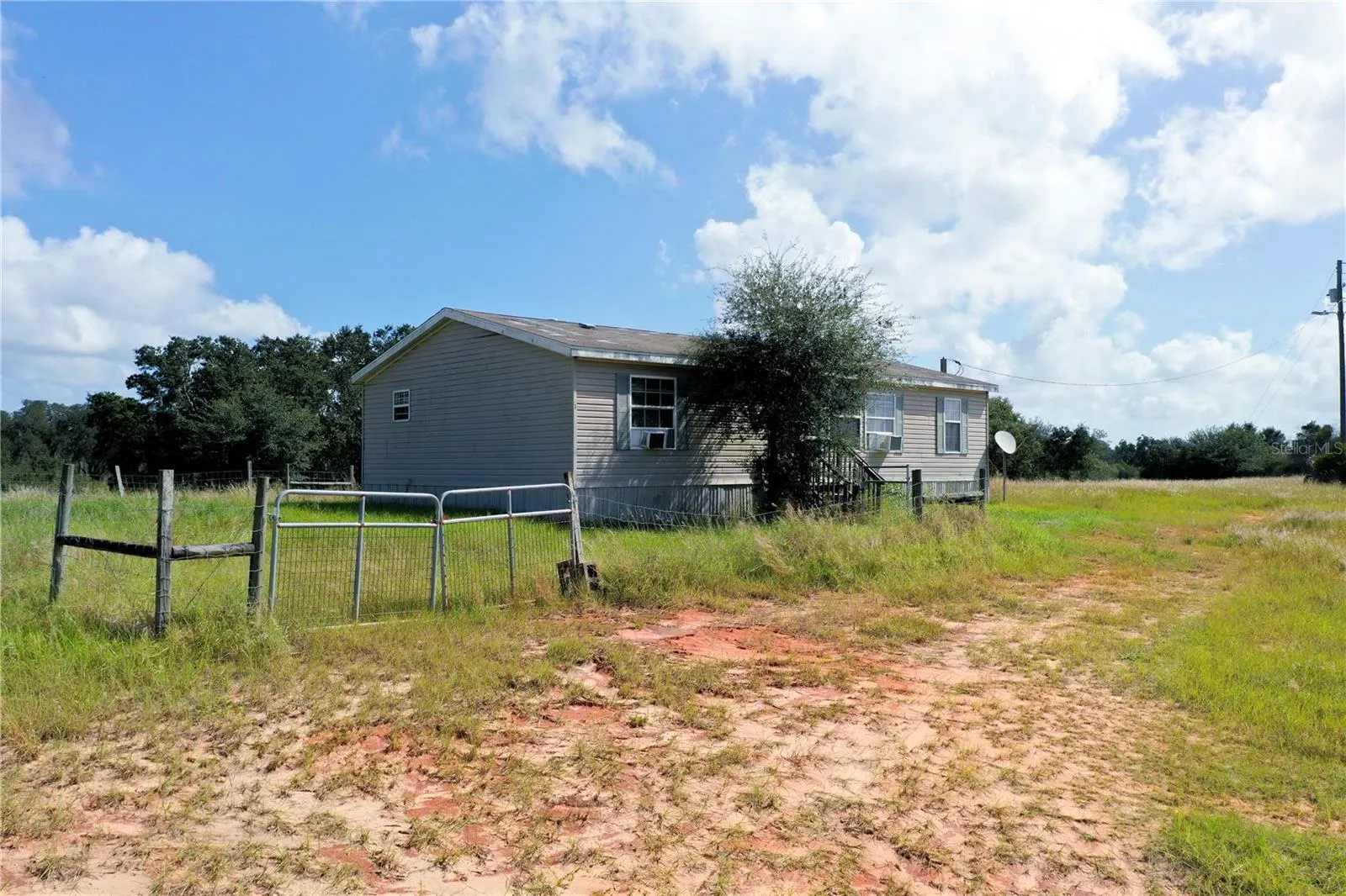 643 FAZZINI RD