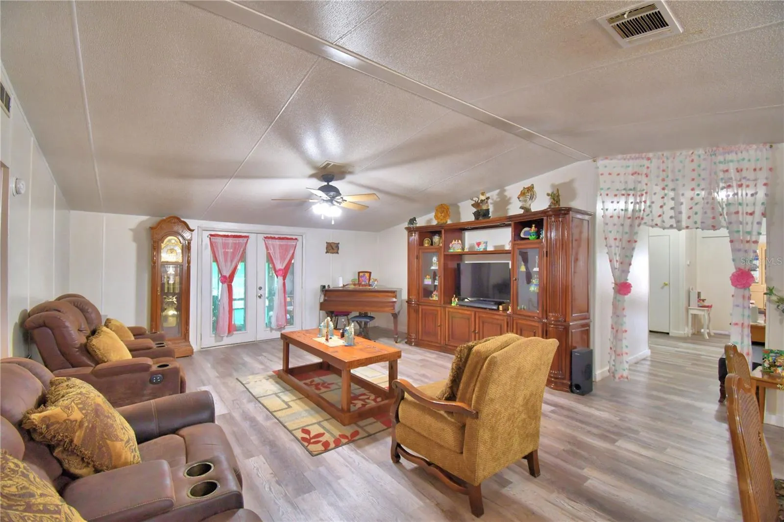715 FAZZINI RD