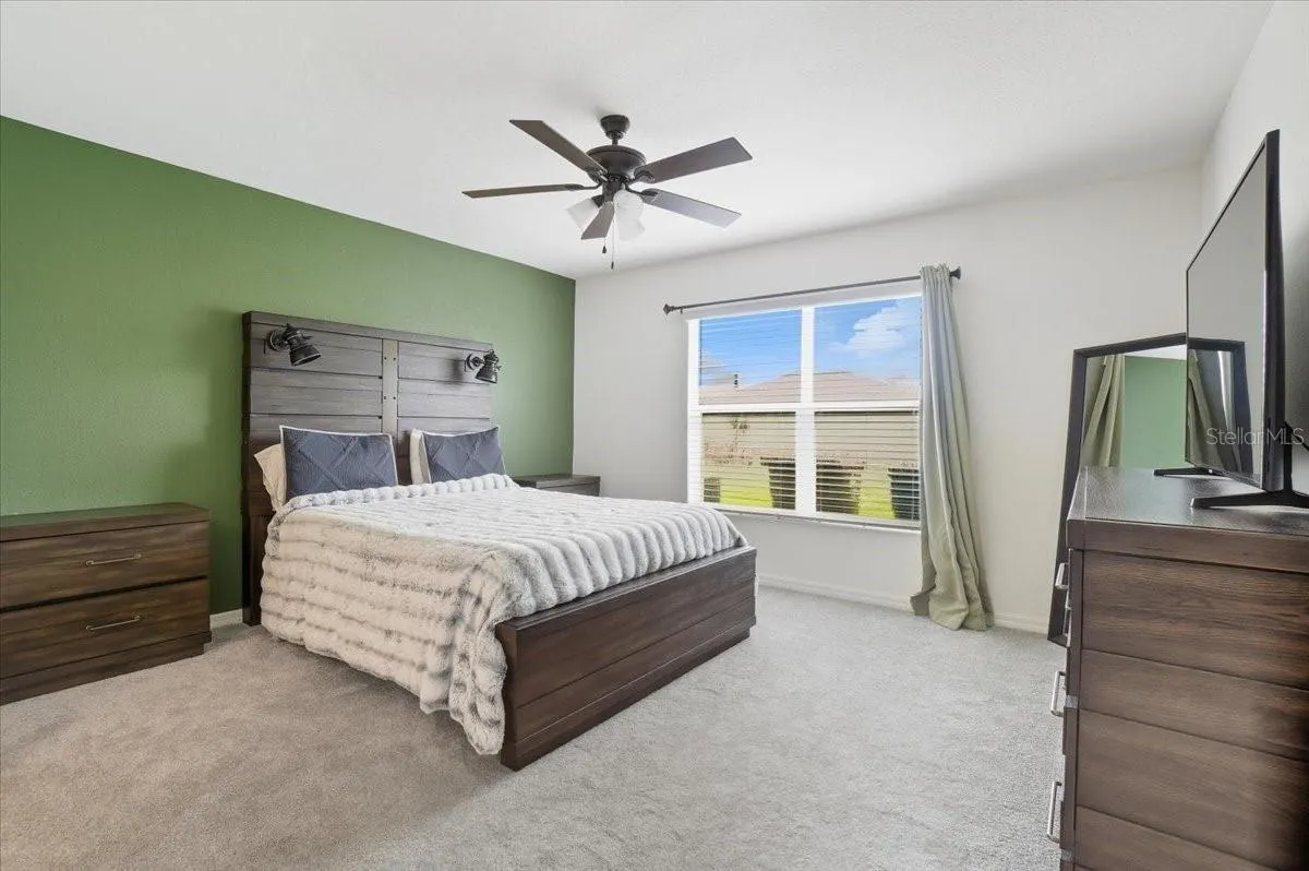 232 SUMMERLIN LOOP