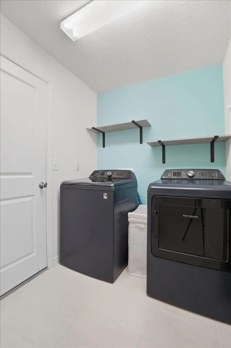 232 SUMMERLIN LOOP