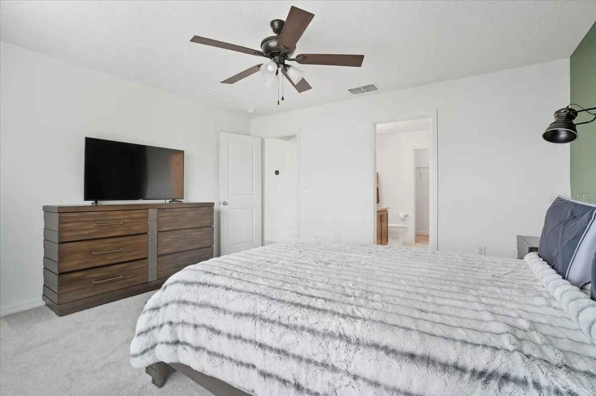 232 SUMMERLIN LOOP