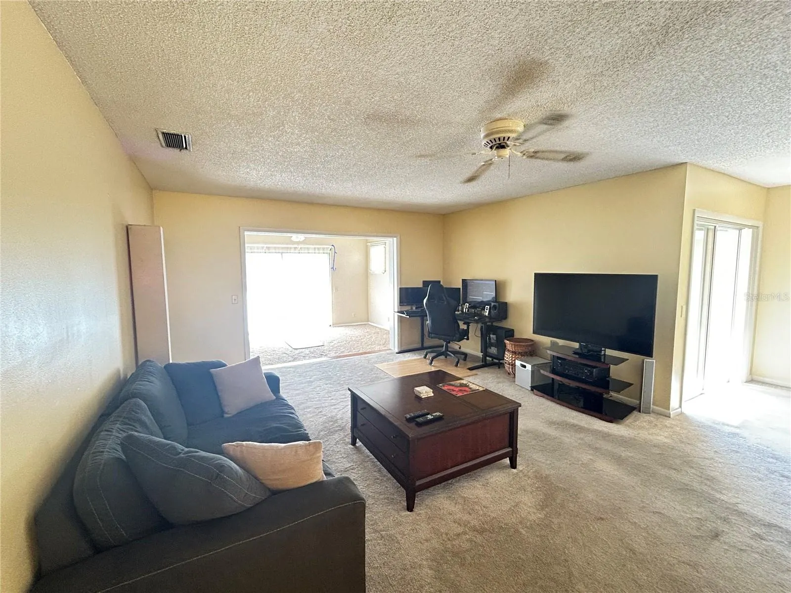 374 TROON CT
