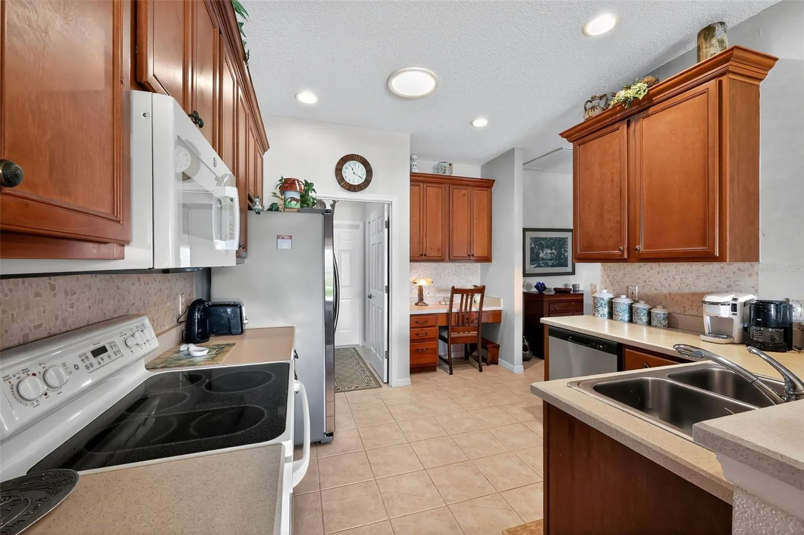4111 MUIRFIELD LOOP
