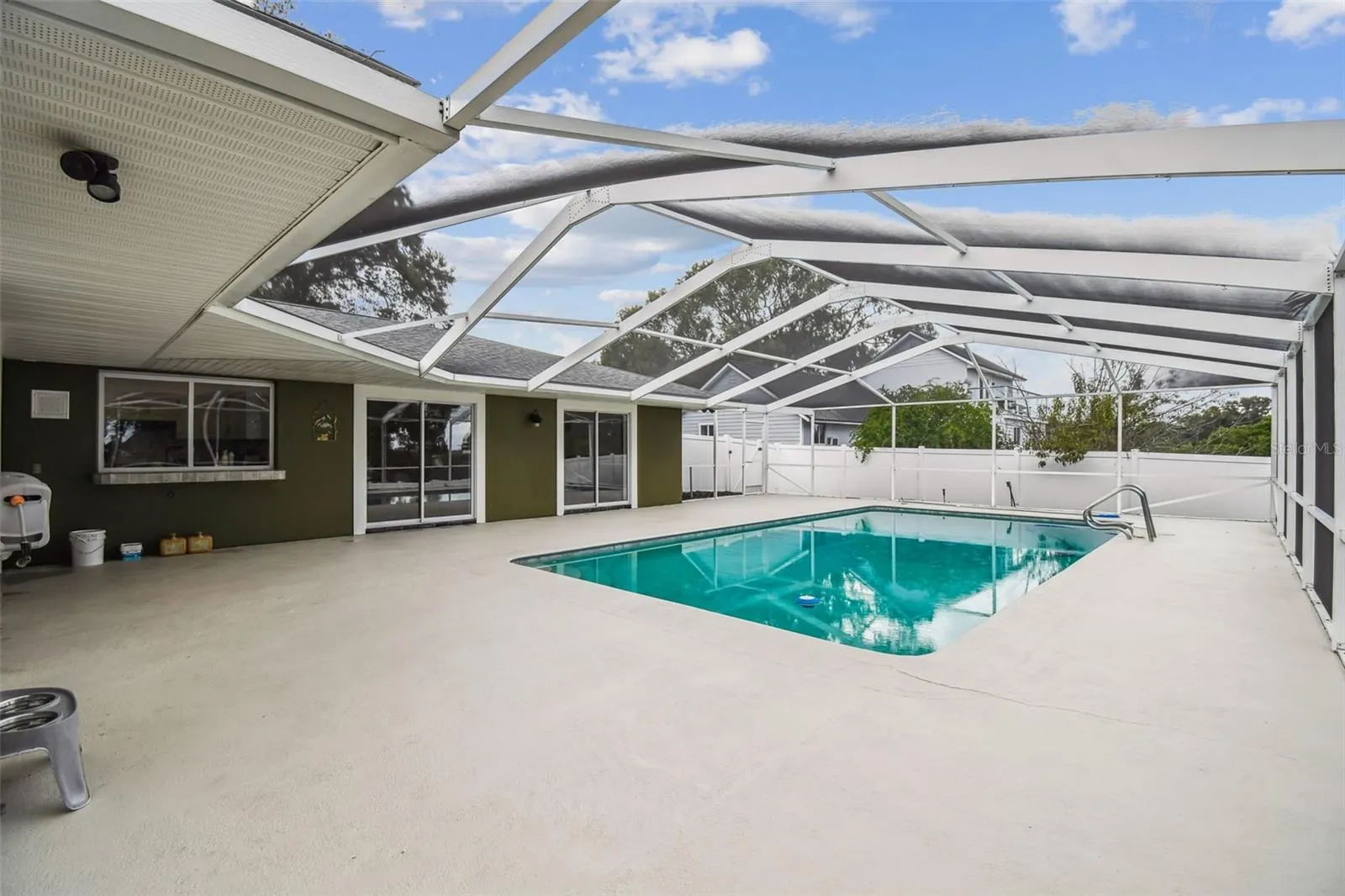 425 FLAGLER RD