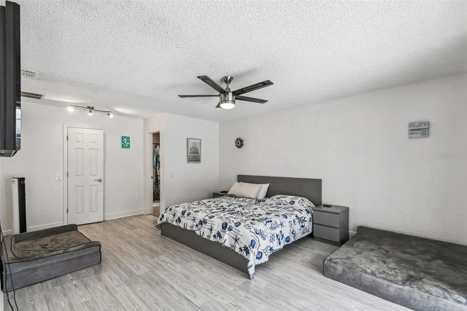 425 FLAGLER RD