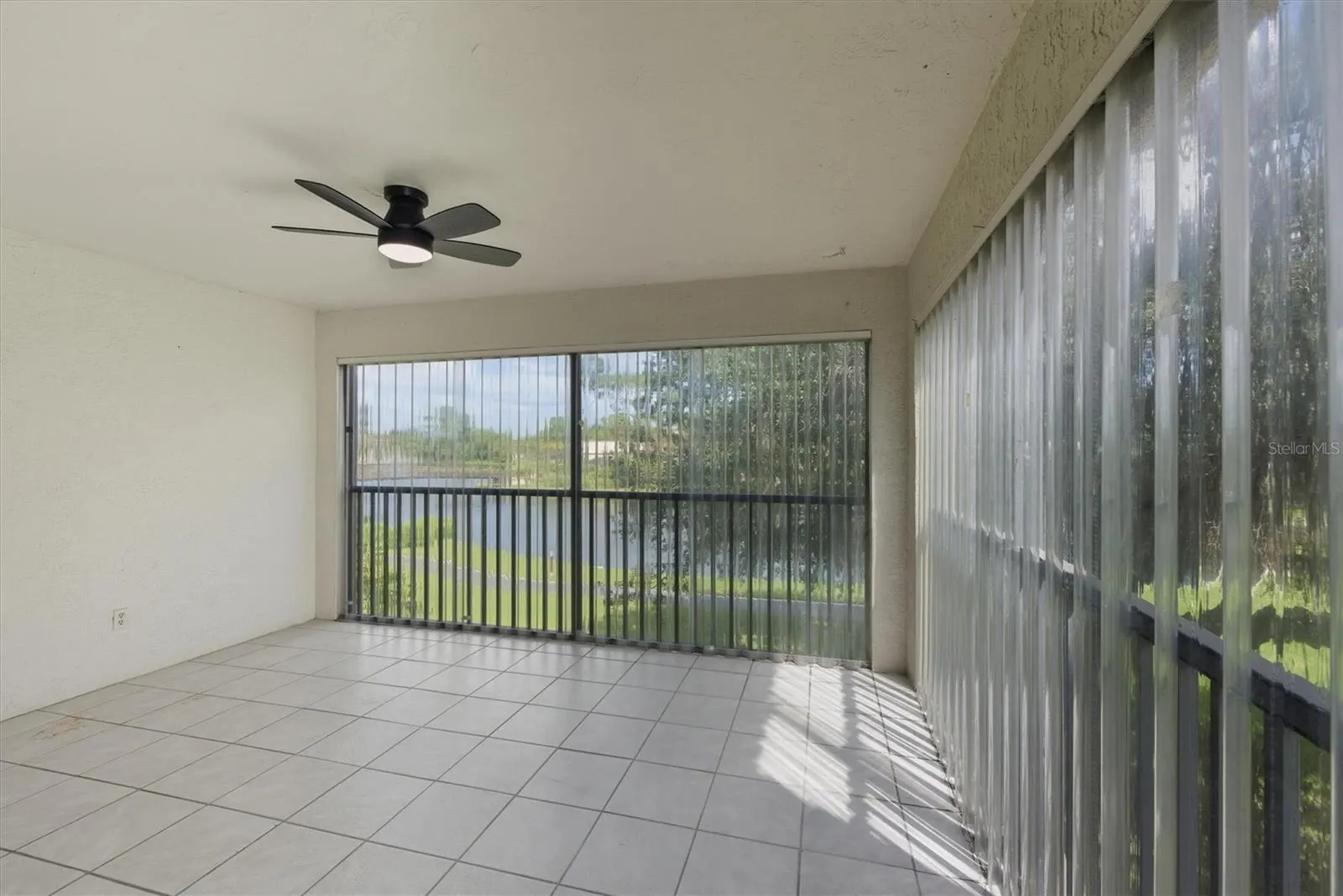 23465 HARBORVIEW RD #826, #826