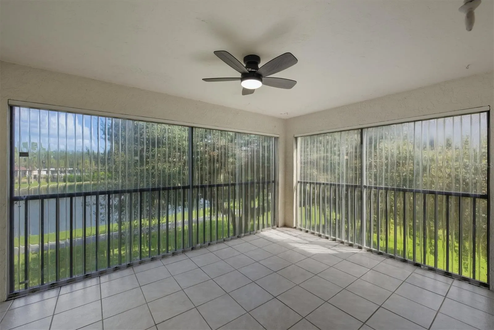 23465 HARBORVIEW RD #826, #826