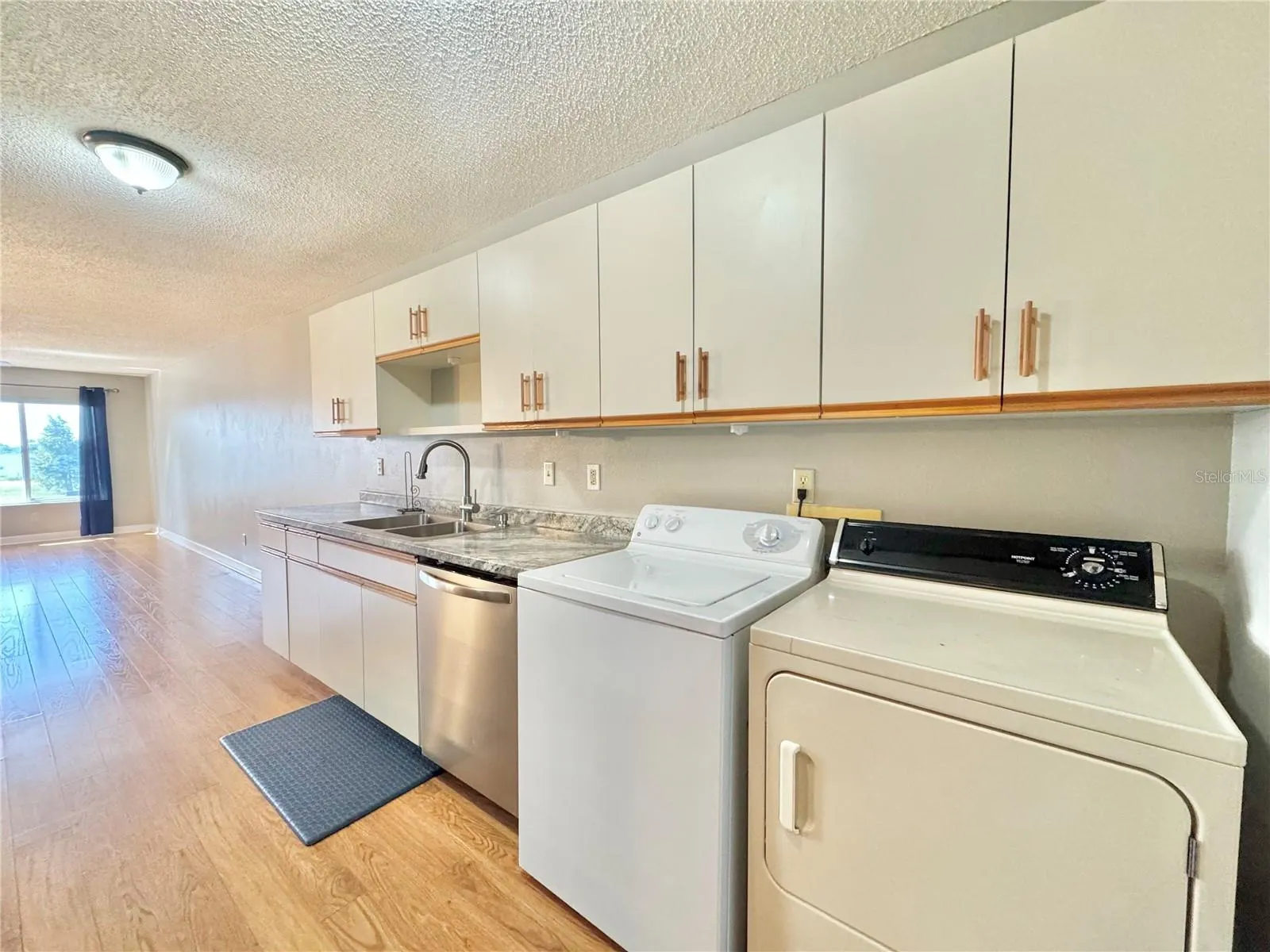 398 WINTER RIDGE BLVD #398, #398