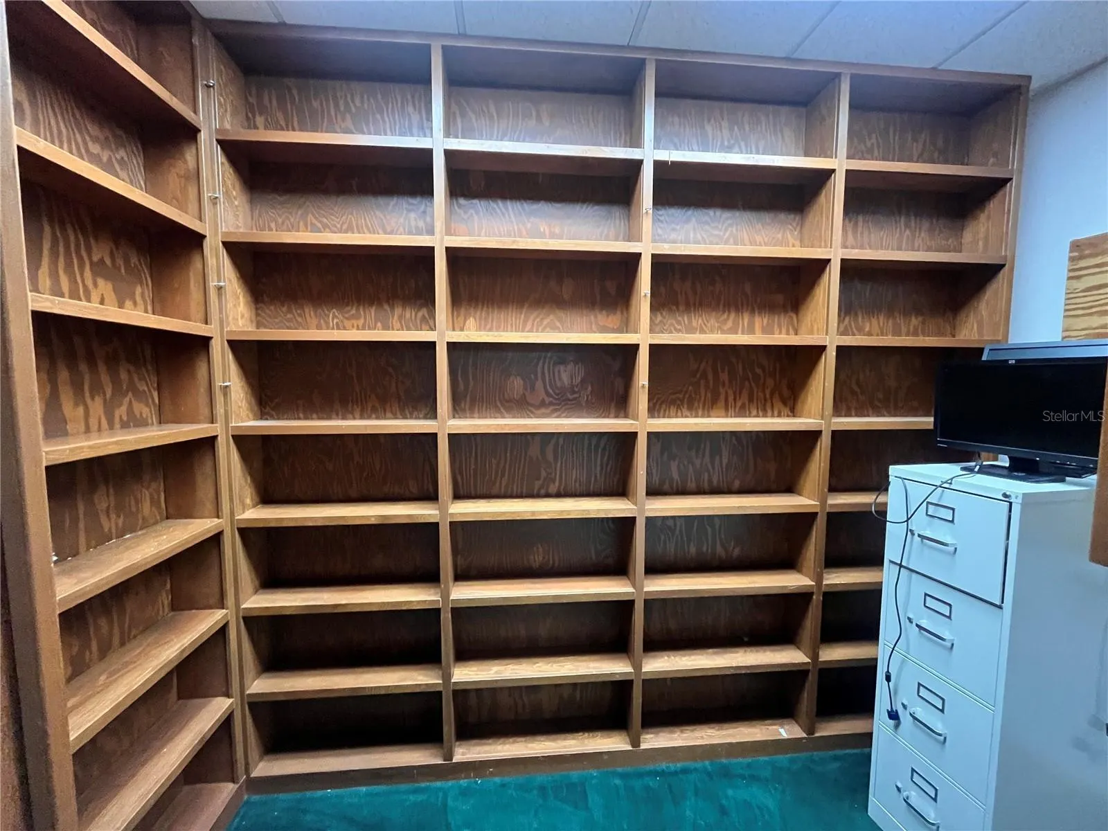 141 E CENTRAL AVE #300, #300