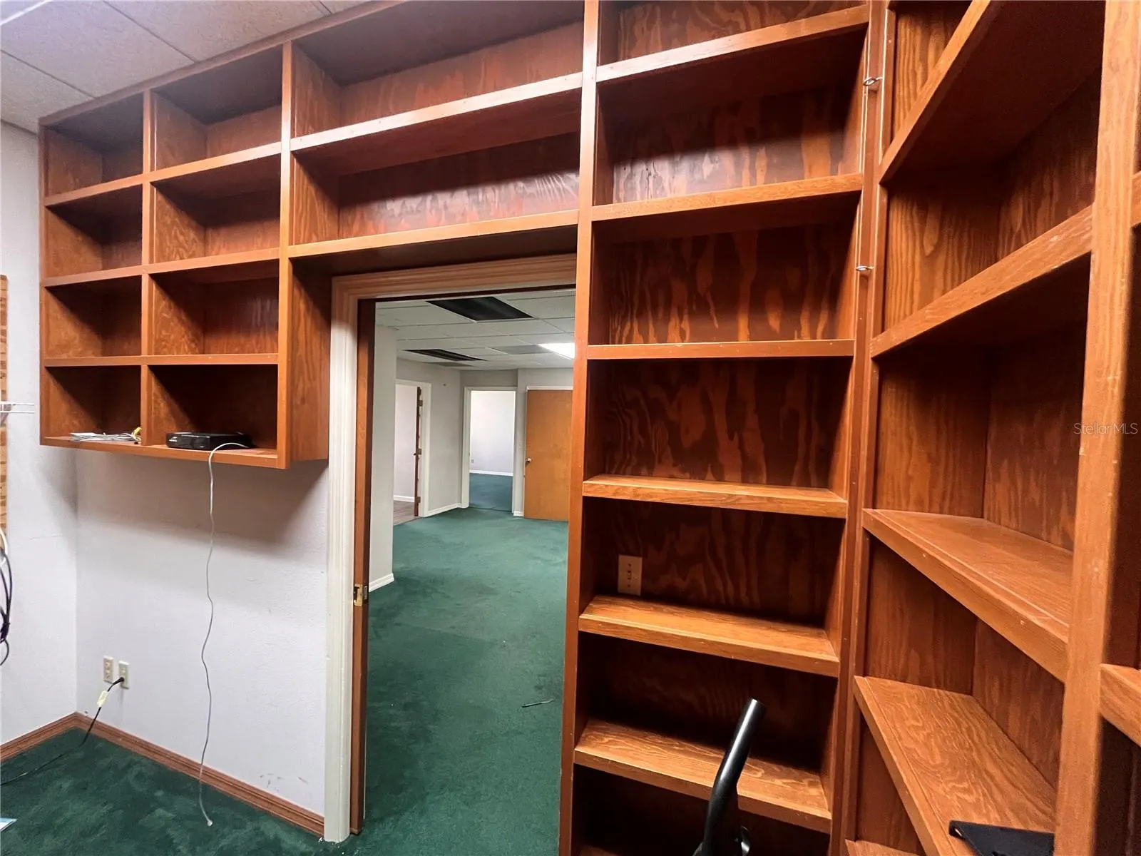 141 E CENTRAL AVE #300, #300