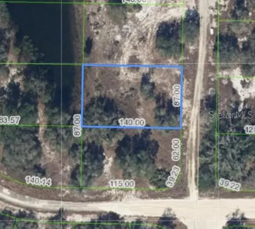 260 LAKELAND DR