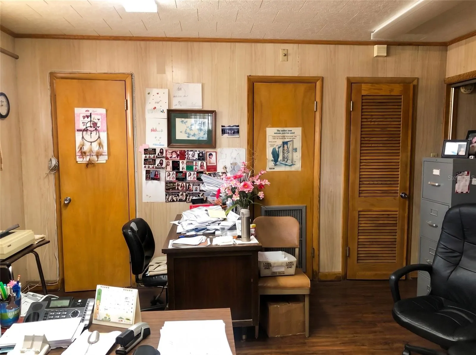 302 W MAIN ST