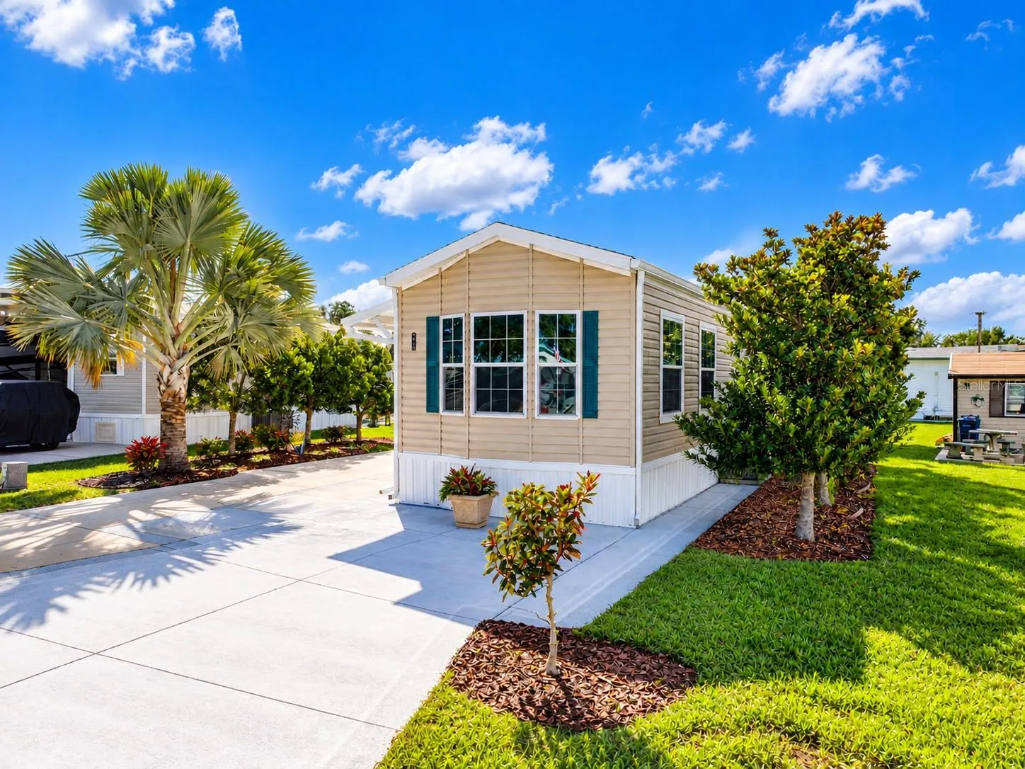5049 SHORE LINE DR