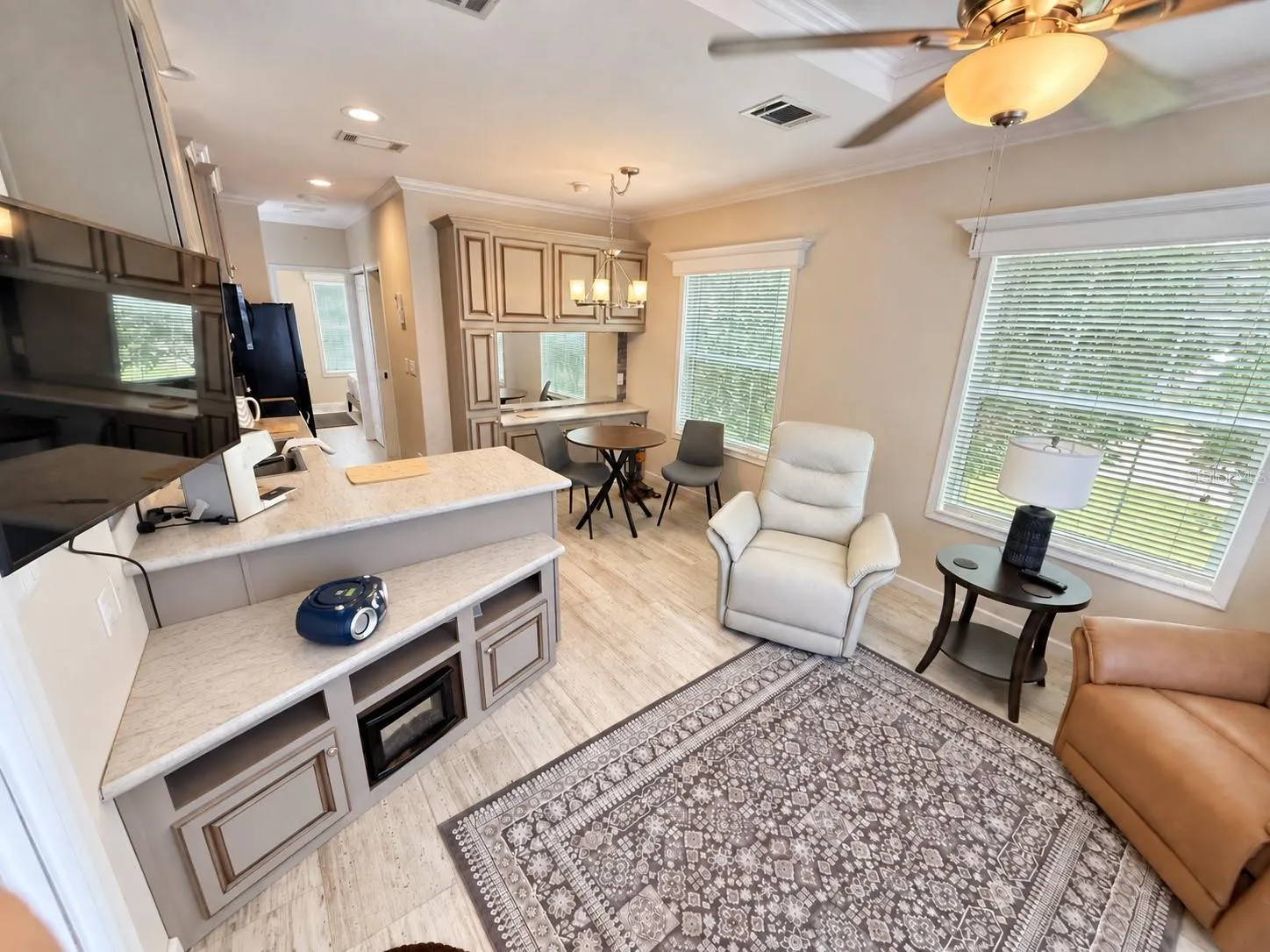 5049 SHORE LINE DR