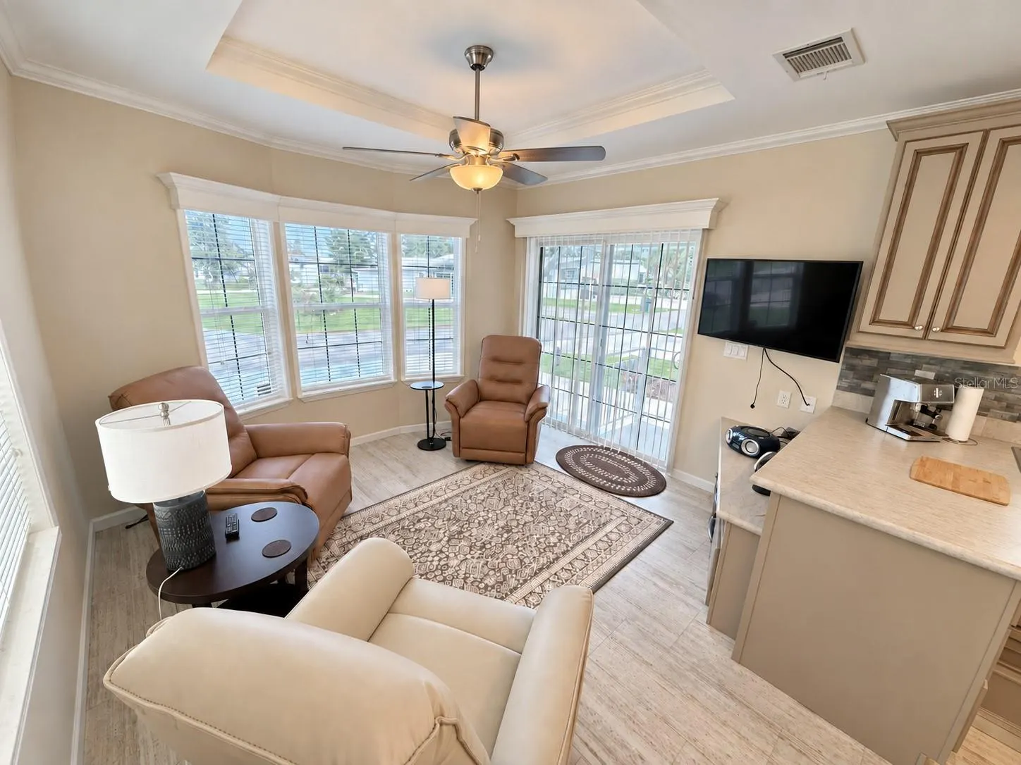 5049 SHORE LINE DR