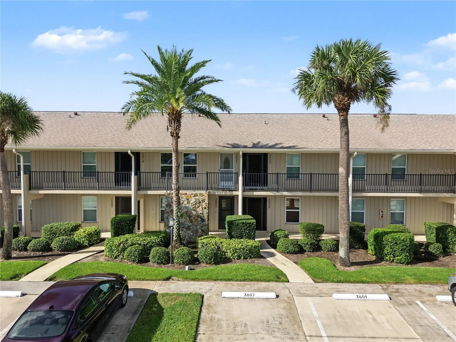 3621 EDGEWATER DR #207 #207