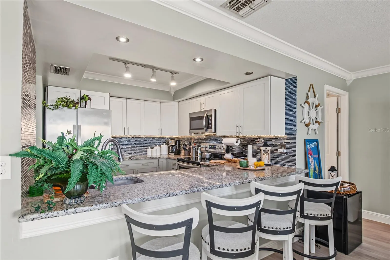 3621 EDGEWATER DR #207 #207