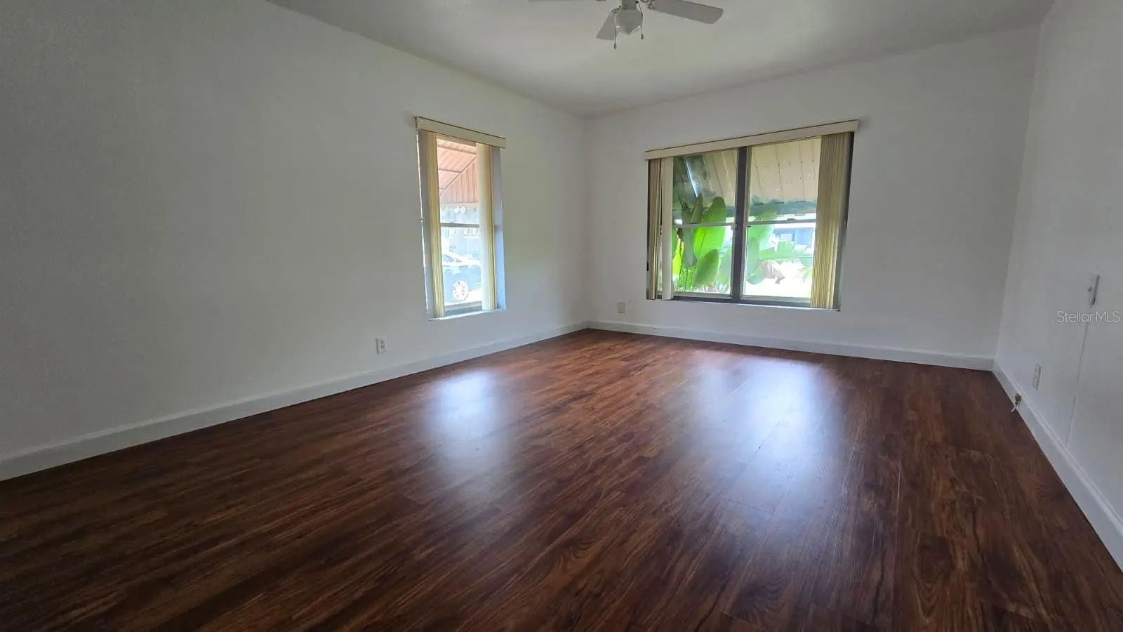 311 E WALNUT ST