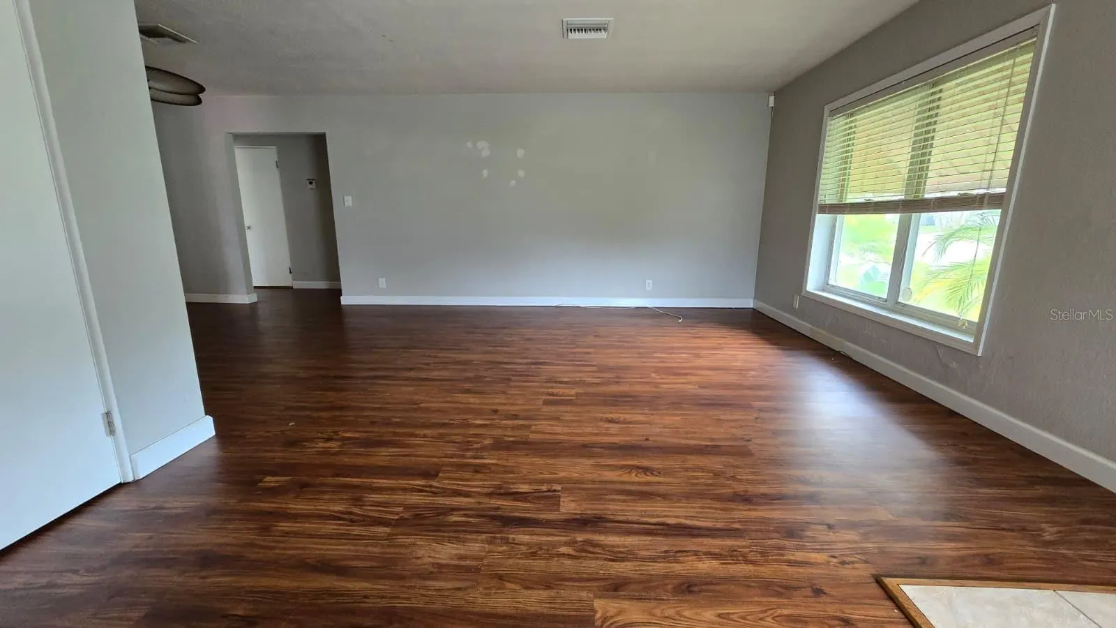 311 E WALNUT ST