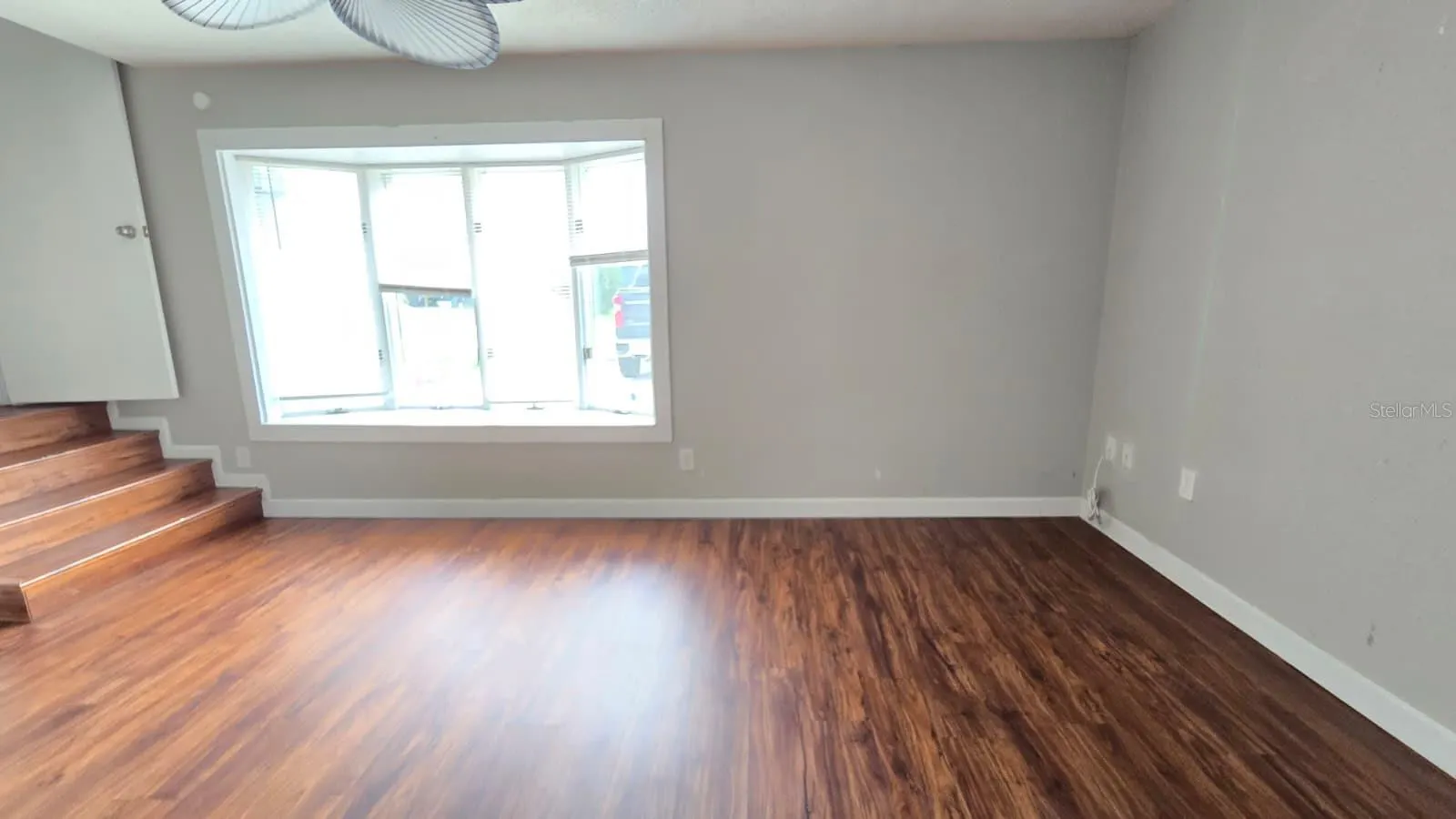311 E WALNUT ST