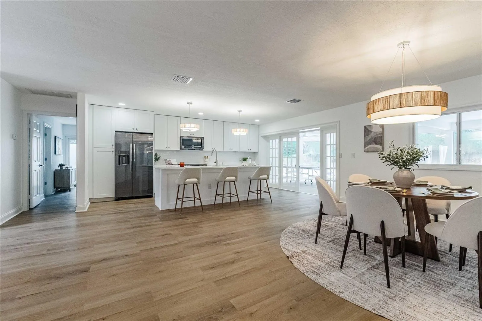 832 BROOKWOOD DR